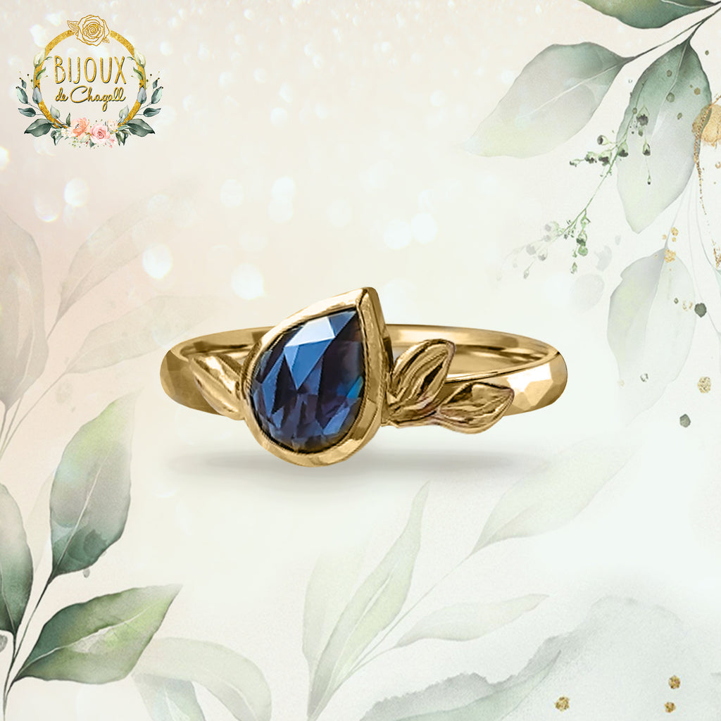 Magnificent Pear Alexandrite Floral Engagement ring in 9ct gold - Bijoux de Chagall