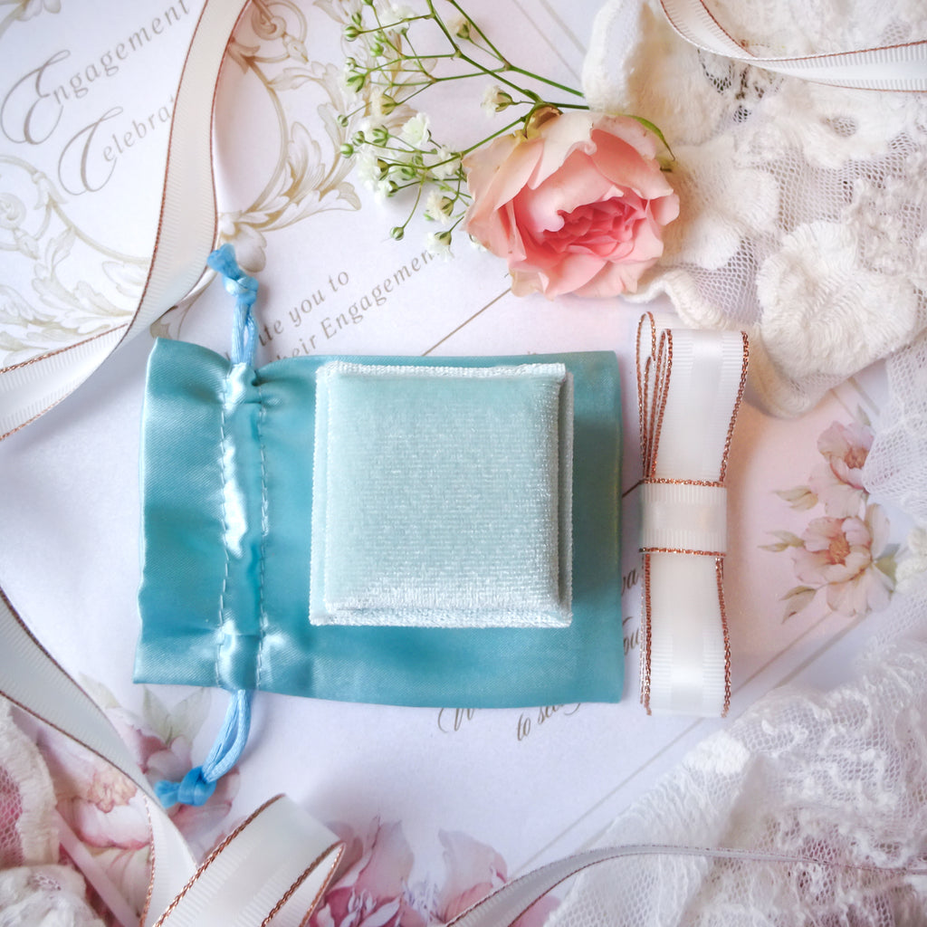 Aqua Mint Engagement & Wedding Velvet Ring Box Gift Kit - White - Bijoux de Chagall