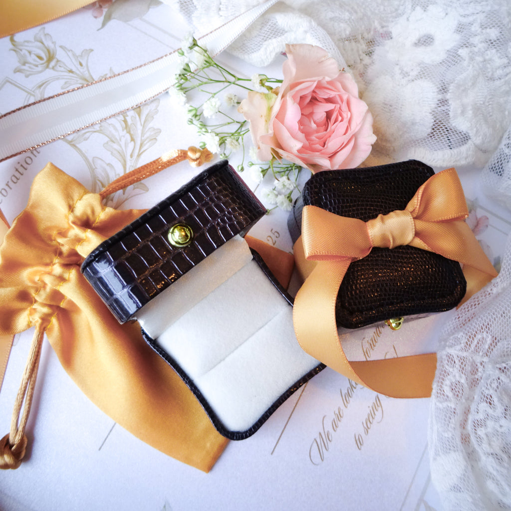 Fancy Black Engagement & Wedding Luxury Ring Box Gift Kit - Gold - Bijoux de Chagall