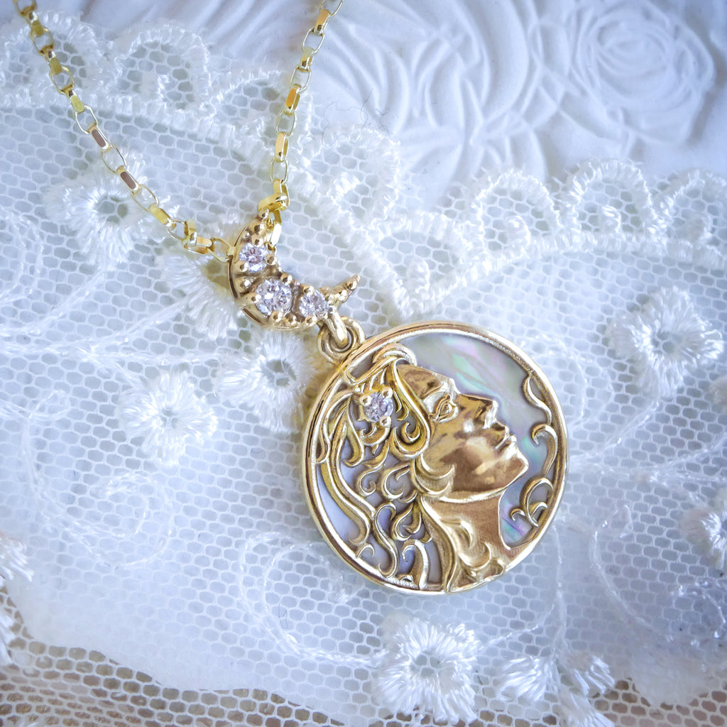 Art Nouveau Cameo Reversible Diamond Moon necklace in 9ct/ 14ct/ 18ct gold - Bijoux de Chagall