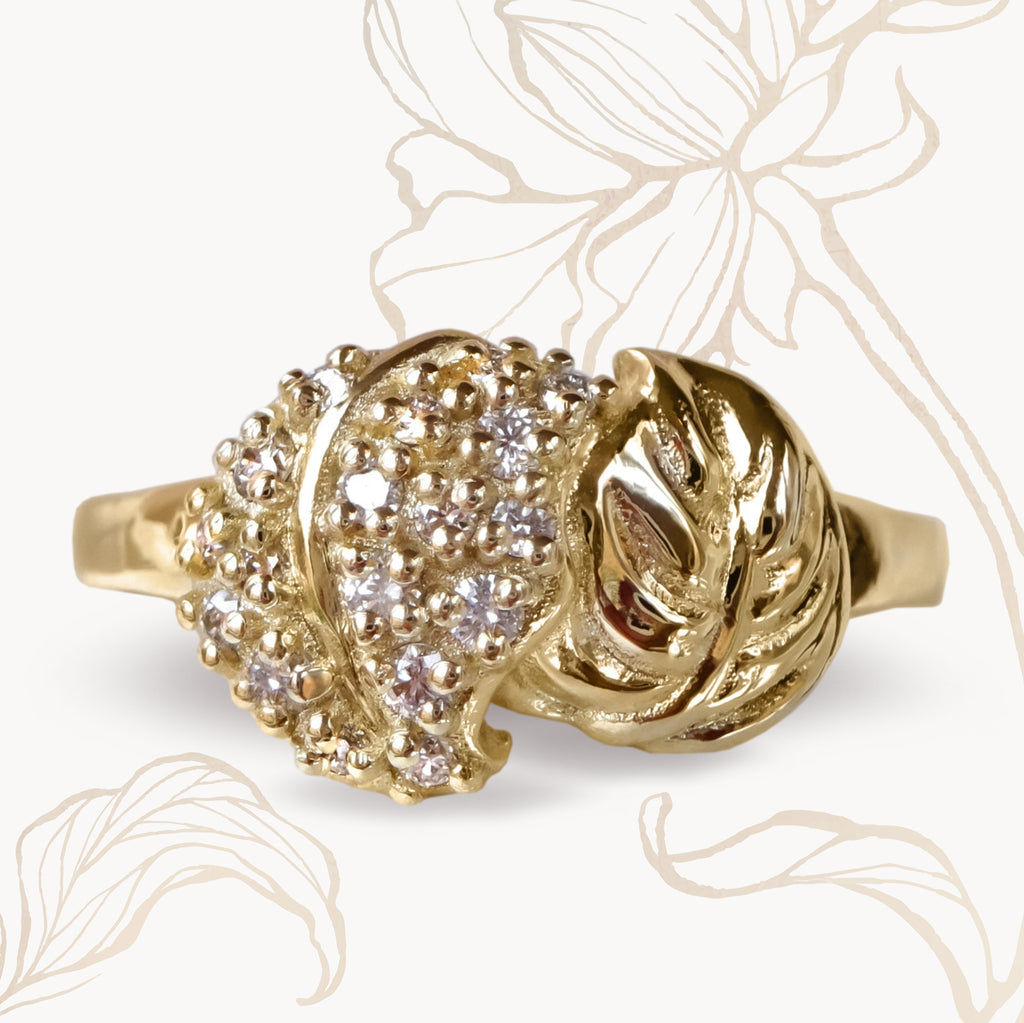 Infinite Love Diamond Cluster Leaves Wedding / Engagement Ring in 9ct Yellow Gold - Bijoux de Chagall