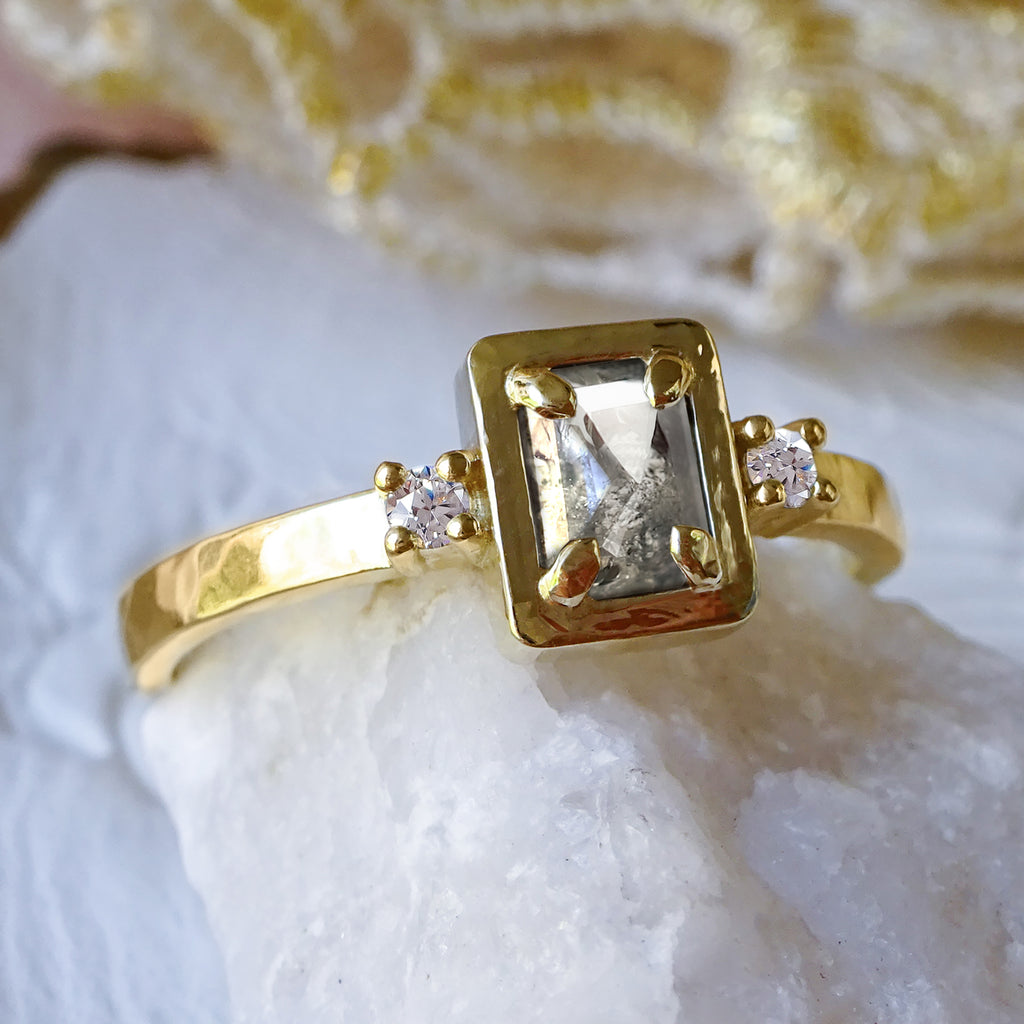 Art Deco Natural Salt & Pepper Diamond Engagement Ring in 9ct / 18ct Gold - Bijoux de Chagall