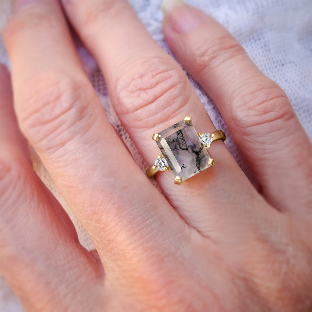 Natural Classic Moss Agate Diamond Unique Engagement ring in 9ct / 14ct/ 18ct Gold Rings Bijoux de Chagall