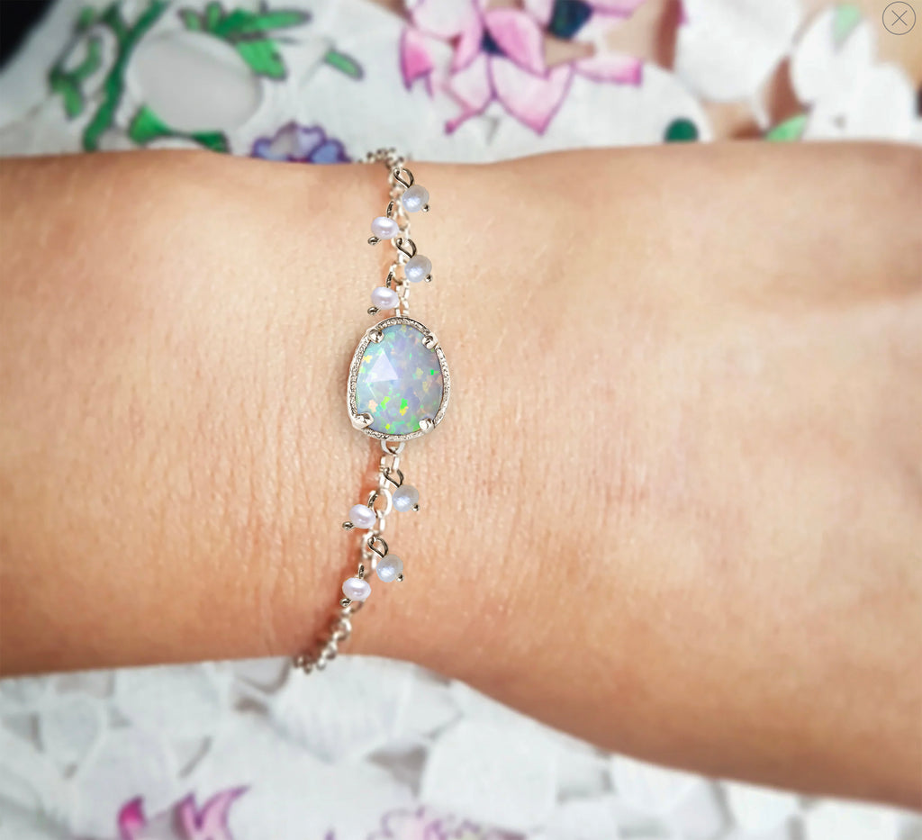 Dreamy Ice Opal and Pearls Bracelet in 9ct White Gold - Bijoux de Chagall