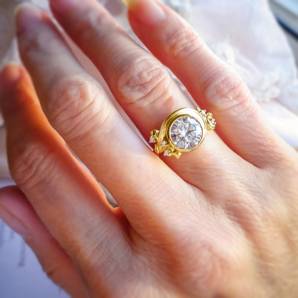 Starlight Heirloom Style Moissanite Engagement ring in 9ct solid Gold Rings Bijoux de Chagall