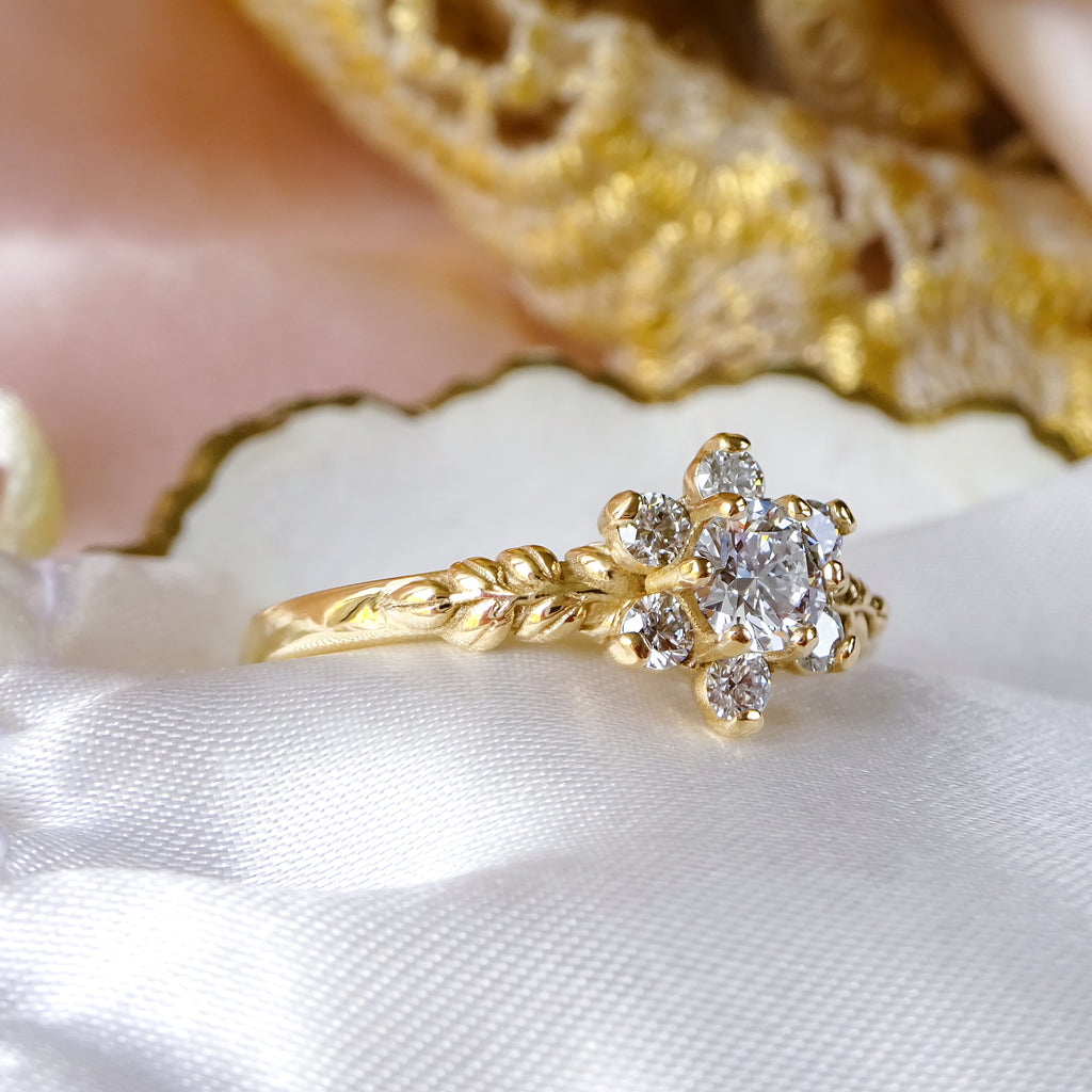 Vintage Princess Flower Diamond Cluster Engagement ring in 9ct / 18ct solid Gold - Bijoux de Chagall