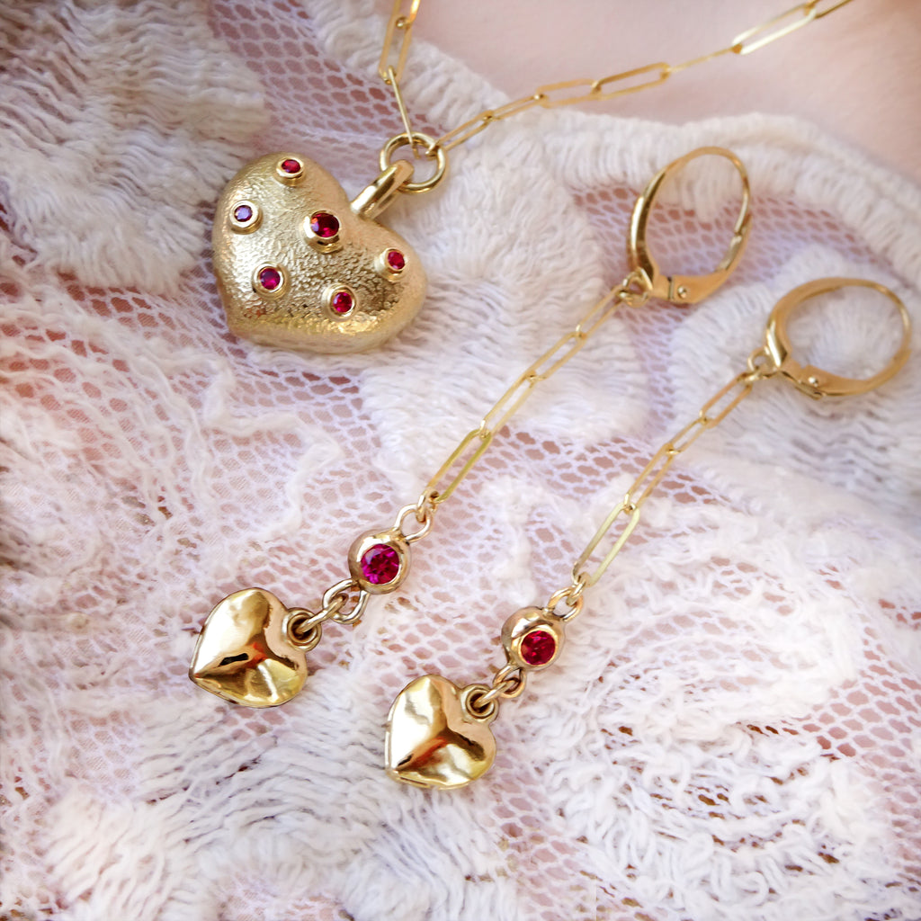 Cute Ruby Gold Heart Paperclip Chain dangle Earrings in 9ct / 14ct Gold - Bijoux de Chagall