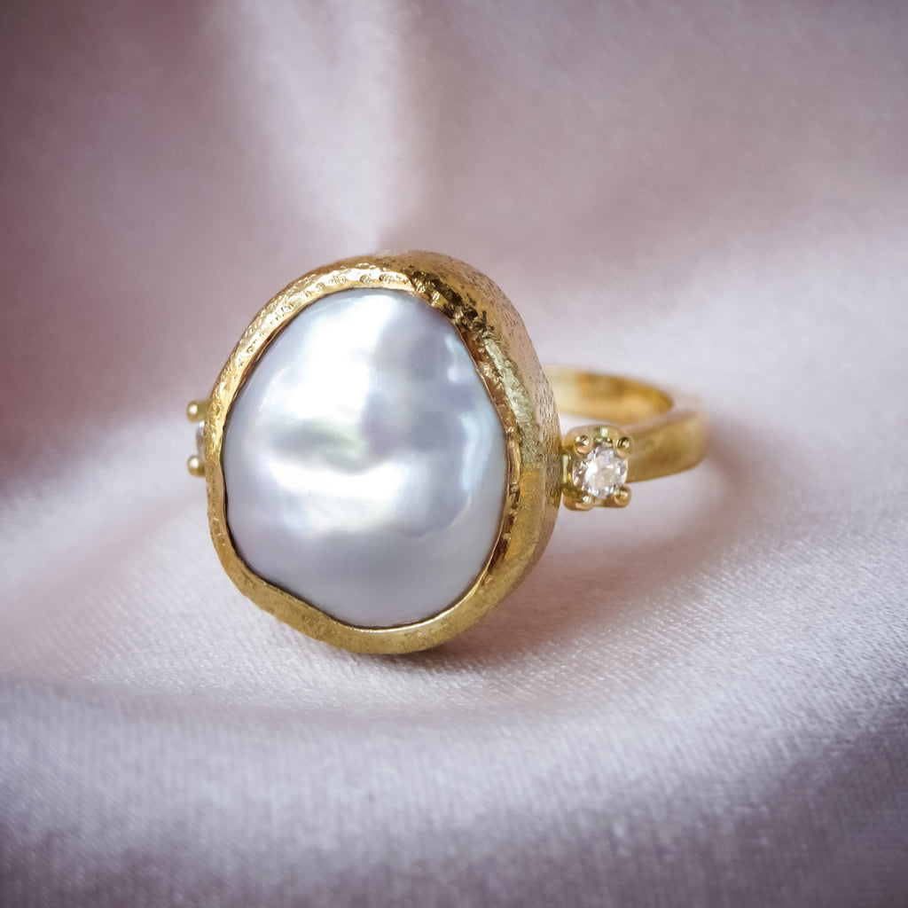 Luminous Keshi Pearl Diamond Engagement ring in 9ct / 18ct Gold - Bijoux de Chagall