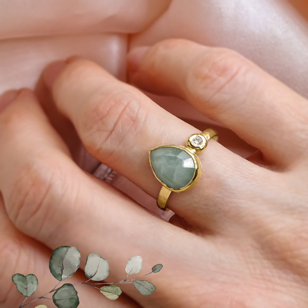 Natural Beauty Cloudy Aquamarine Diamond ring in 18ct Yellow Gold - Bijoux de Chagall