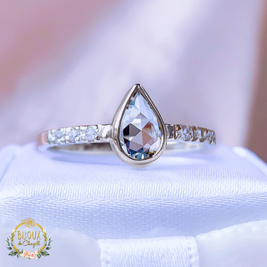 Vintage Pear Moissanite & Diamonds Engagement Bridal ring set in 18ct / 9ct Gold - Bijoux de Chagall