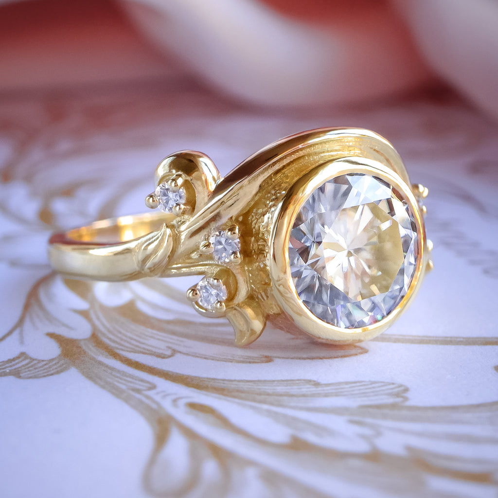 Starlight Heirloom Style Moissanite Engagement ring in 9ct solid Gold Rings Bijoux de Chagall