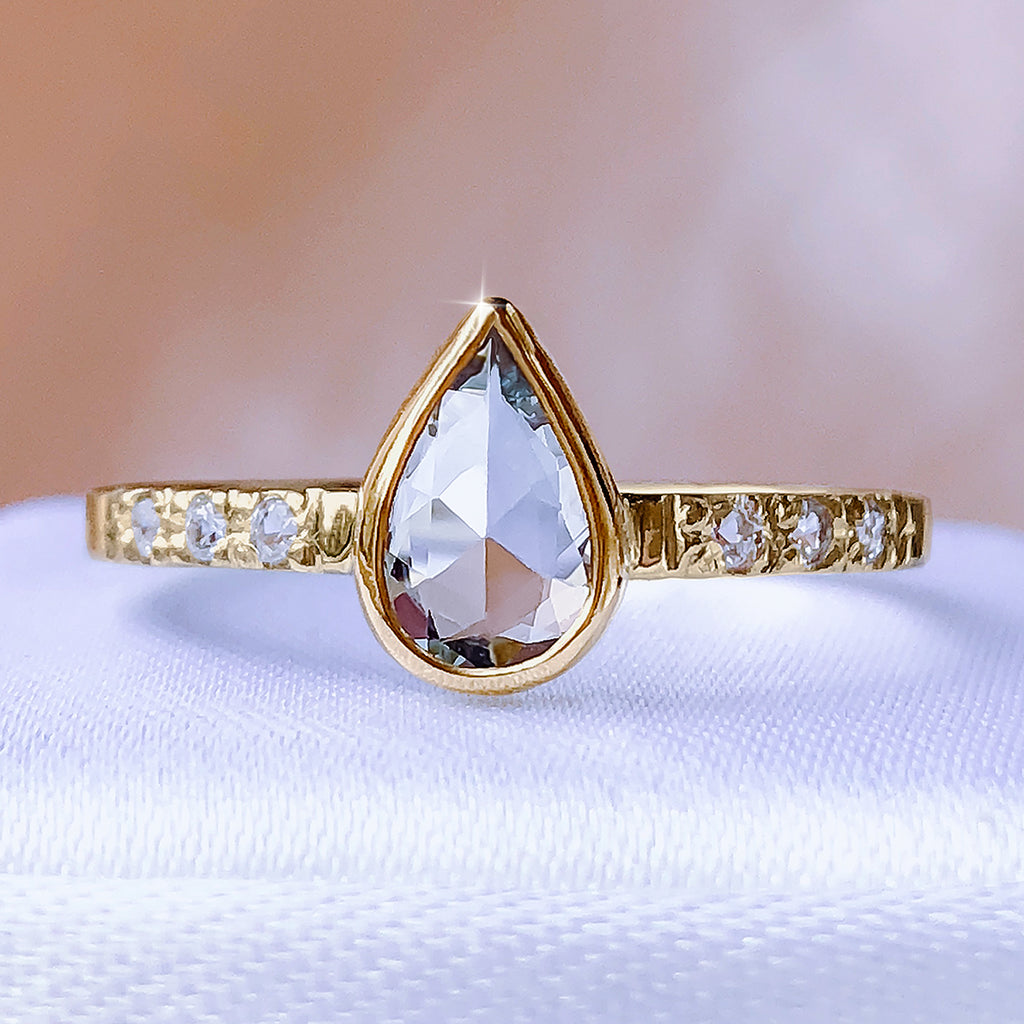 Vintage Pear Moissanite & Diamonds Engagement ring in 18ct / 9ct Gold - Bijoux de Chagall
